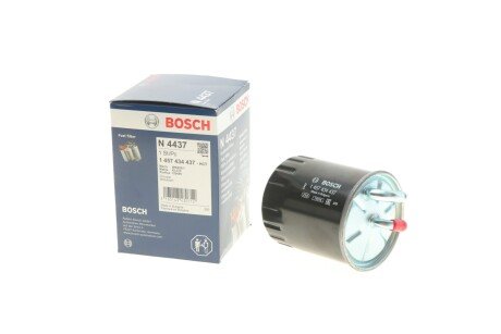 Воздушный фильтр bosch 1457434437 на Мерседес Viano w639