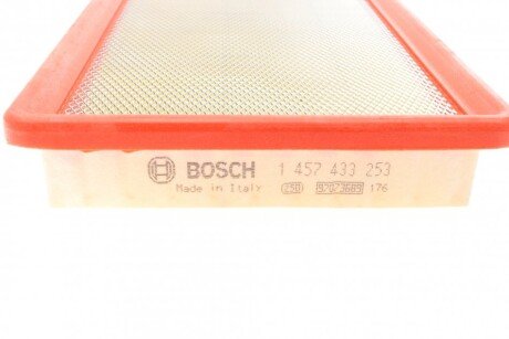 Воздушный фильтр двигателя bosch 1457433253