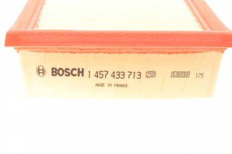 Воздушный фильтр двигателя bosch 1457433713