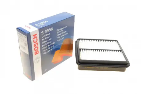 Воздушный фильтр двигателя bosch 1457433956
