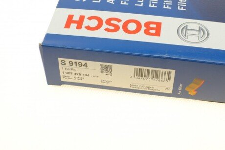 Воздушный фильтр двигателя bosch 1987429194