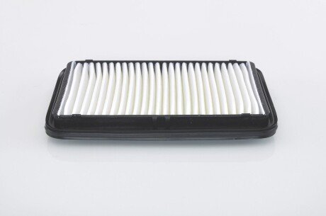 Воздушный фильтр двигателя bosch F026400001