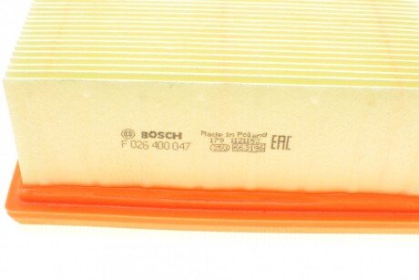 Воздушный фильтр двигателя bosch F026400047