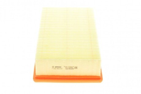Воздушный фильтр двигателя bosch F026400047