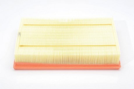 Воздушный фильтр двигателя bosch F026400055