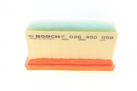 Воздушный фильтр двигателя bosch F026400058