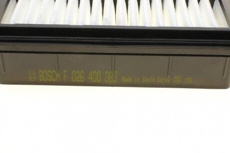 Воздушный фильтр двигателя bosch F026400063