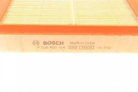 Воздушный фильтр двигателя bosch F026400164