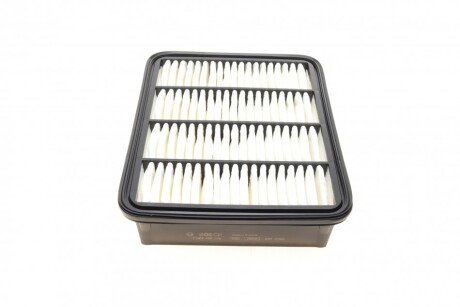 Воздушный фильтр двигателя bosch F026400165