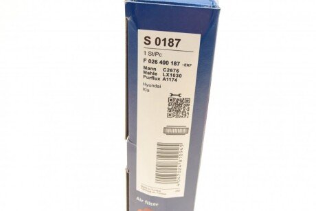 Воздушный фильтр двигателя bosch F026400187