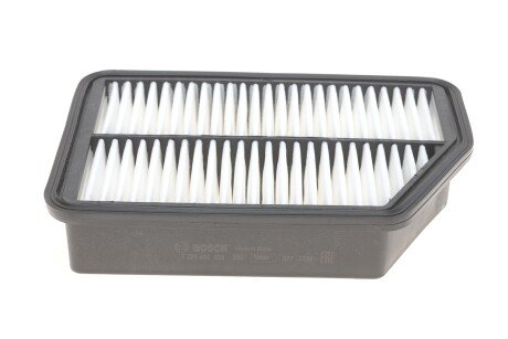 Воздушный фильтр двигателя bosch F026400228