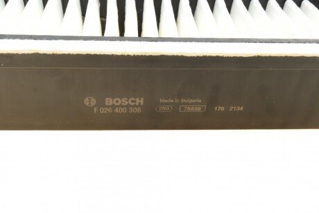 Воздушный фильтр двигателя bosch F026400306
