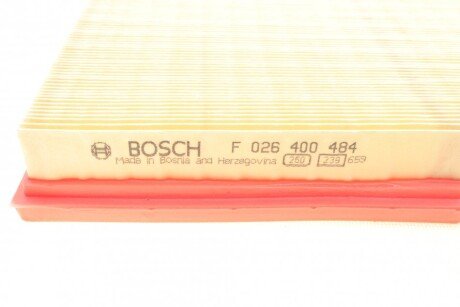 Воздушный фильтр двигателя bosch F026400484