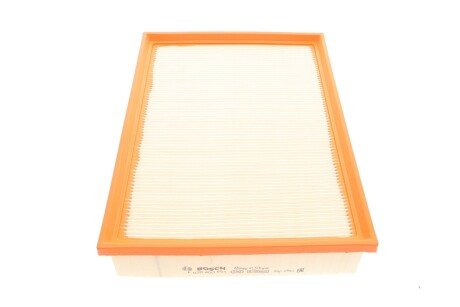 Воздушный фильтр двигателя bosch F026400551