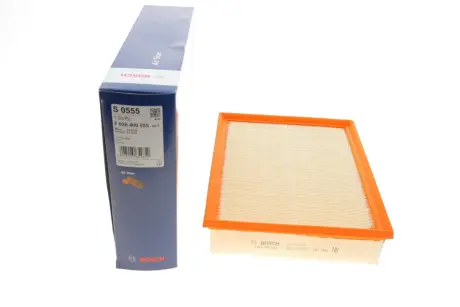 Повітряний фільтр двигуна Bosch F 026 400 555