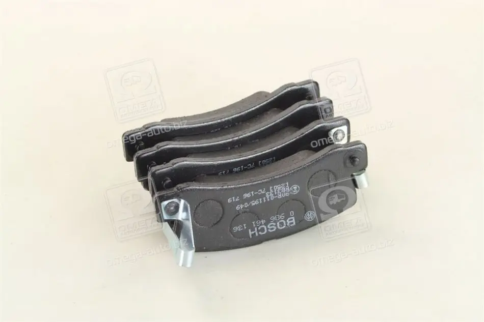 Задние тормозные колодки bosch 0 986 461 136