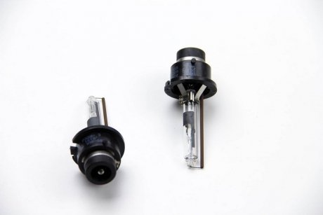 Автолампа D2R XENON 85V 35W P32D-3 4300K (2 шт) bosma 6807D