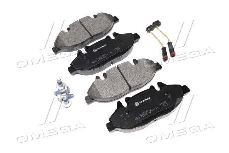 Передние тормозные колодки brembo P50050 на Мерседес Вито 639