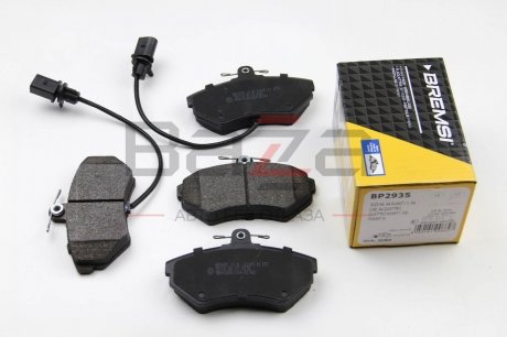 Передні тормозні (гальмівні) колодки bremsi BP2935