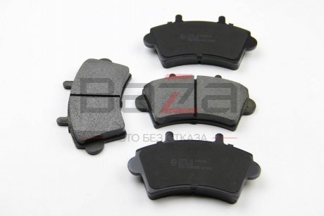 Передні тормозні (гальмівні) колодки bremsi BP2975