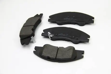 Передні тормозні (гальмівні) колодки bremsi BP3200