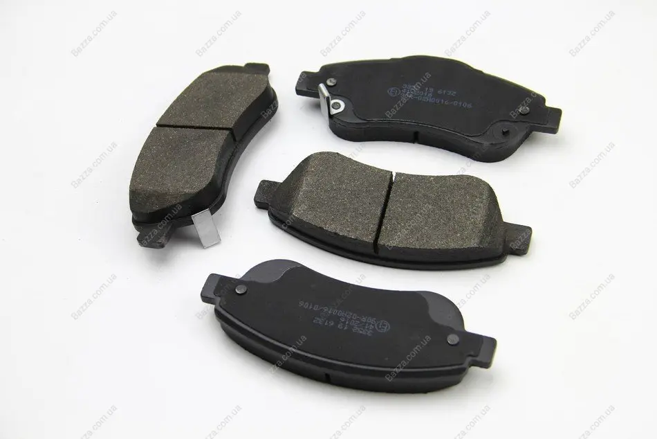 Передние тормозные колодки bremsi BP3352