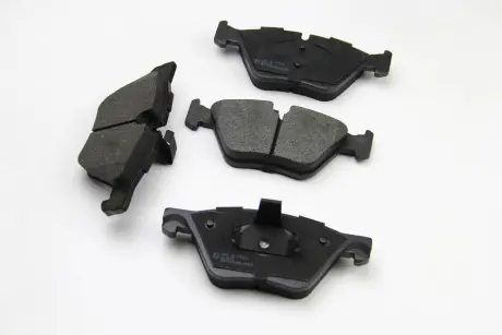 Передние тормозные колодки bremsi BP3447