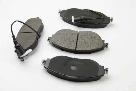 Передні тормозні (гальмівні) колодки Bremsi BP3474