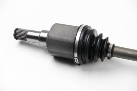 Приводной вал в сборе (левый) FORD CONNECT 1.8 02- bsg BSG30350002