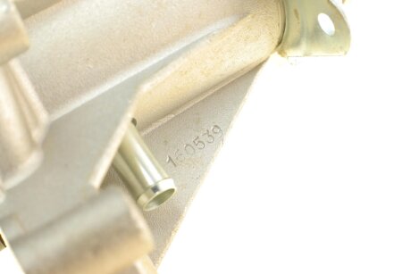 DB Помпа воды OM601 2,0D/TD W124/201 83- bugatti PA0142