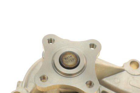 NISSAN Помпа воды Almera II 1.5/1.8 00-,Primera 1.6/1.8 02- bugatti PA10055