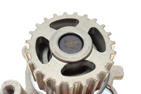 VW Водяная помпа Golf,Passat,Audi A4,A6 bugatti PA10065