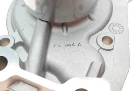 TOYOTA Помпа воды Camry 3.0 96- bugatti PA10124