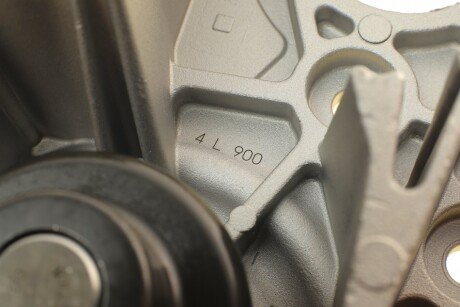 FIAT Помпа воды Ducato 2.3D/JTD 03- bugatti PA10077