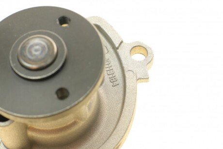 Помпа воды Nissan Juke,Qashqai 1.6 bugatti PA10190