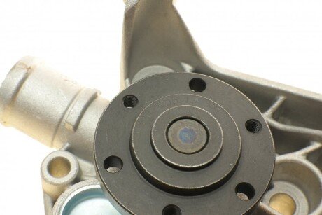 SKODA Помпа воды Fabia I 1.0I/1.4I 16V 00- bugatti PA10059