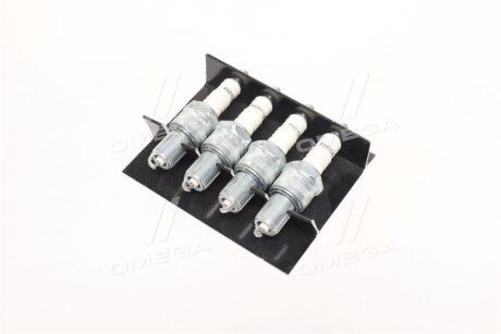 Свеча зажигания champion OE048R04