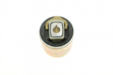 Сайлентблок переднего рычага corteco 21652814