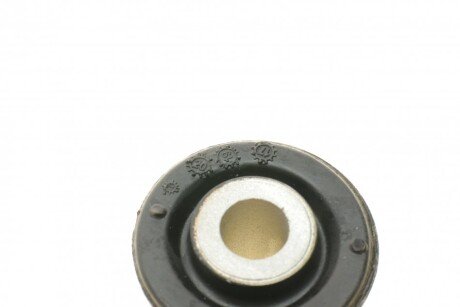 Сайлентблок переднего рычага corteco 80001280