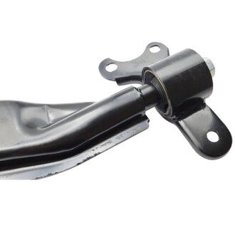 Нижній важіль передньої підвіски ctr CQ0094R