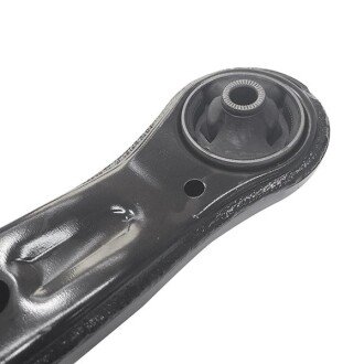 Нижній важіль передньої підвіски ctr CQ0302L