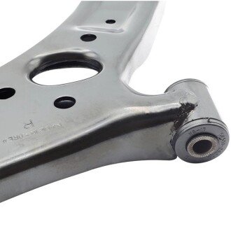 Важіль передньої підвіски ctr CQ0213R