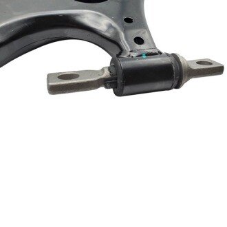 Важіль передньої підвіски ctr CQ0355L