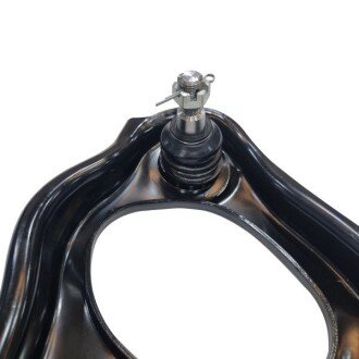 Важіль передньої підвіски ctr CQ0456R