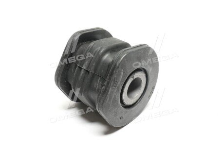 Сайлентблок переднего рычага ctr CVHO1