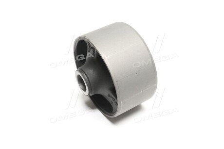 Сайлентблок переднего рычага ctr CVKH119