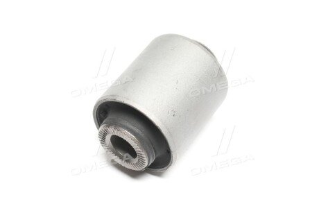 Сайлентблок переднего рычага ctr CVKH135