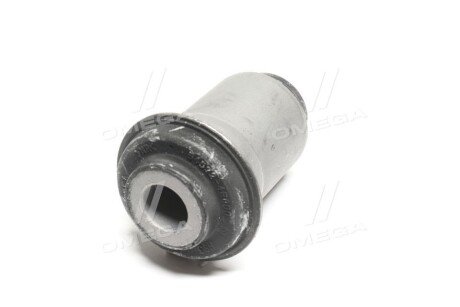 Сайлентблок переднего рычага ctr CVKH142