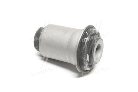 Сайлентблок переднего рычага ctr CVKH142