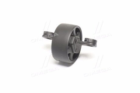 Сайлентблок переднего рычага ctr CVKH199R